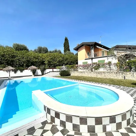 Gardoncino Villa *